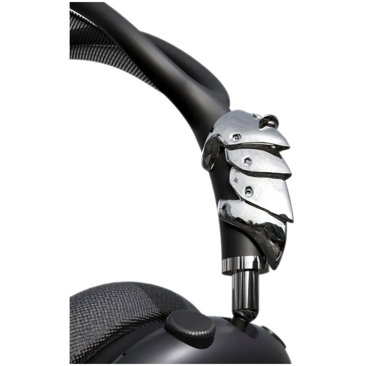 knight-Apple Airpods Pro Max-'Knight' features a design reminiscent of polished, medieval armor. Its angular lines and sleek contours reflect the craftsmanship of knightly protection, merging historical elegance with contemporary aesthetics. Just as a knight’s armor symbolized strength and resilience, this case embodies those same qualities, offering a modern twist. Get ready to revolutionize your AirPods Max experience with 'Knight' – the accessory that embodies a perfect balance of the present and future.